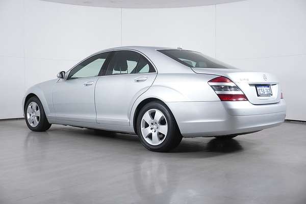 2007 Mercedes-Benz S350  221