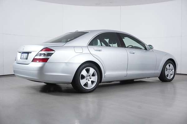 2007 Mercedes-Benz S350  221