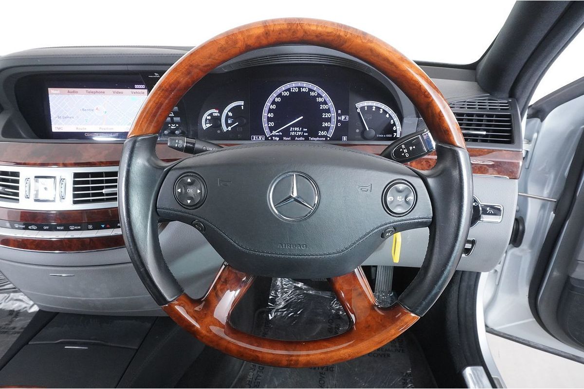 2007 Mercedes-Benz S350  221