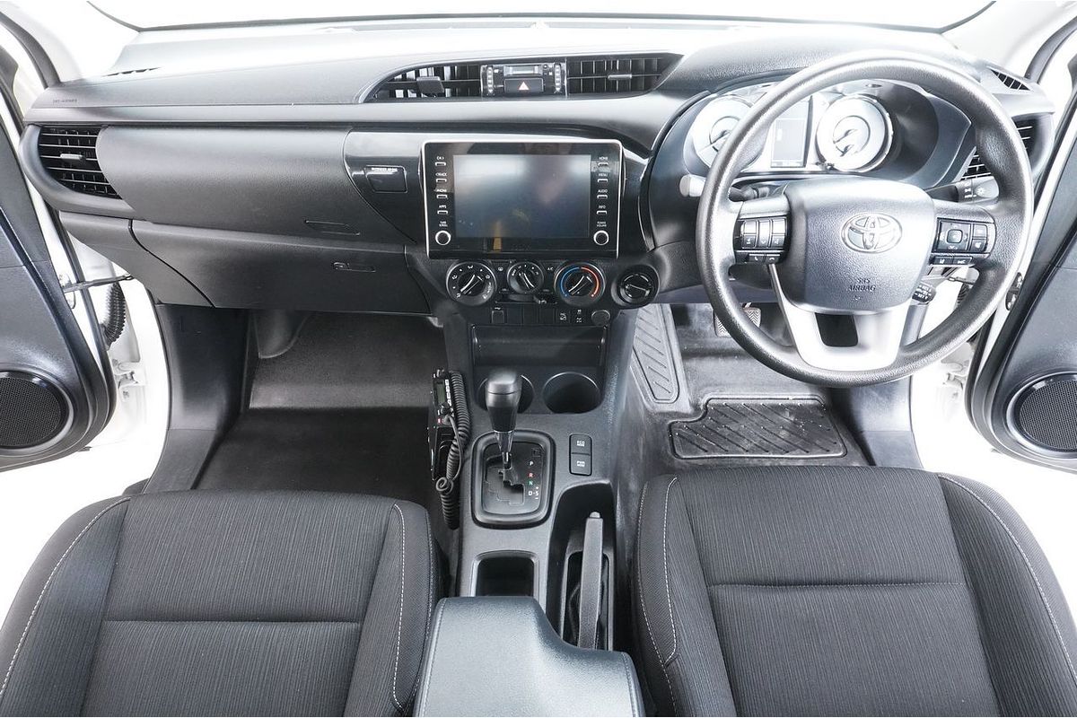 2021 Toyota HILUX SR (4x4) GUN126R 4X4