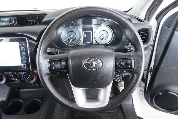 2021 Toyota HILUX SR (4x4) GUN126R 4X4