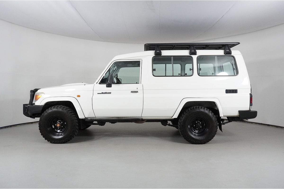 2016 Toyota Landcruiser WORKMATE (4x4) 2 SEAT VDJ78R MY12 UPDATE