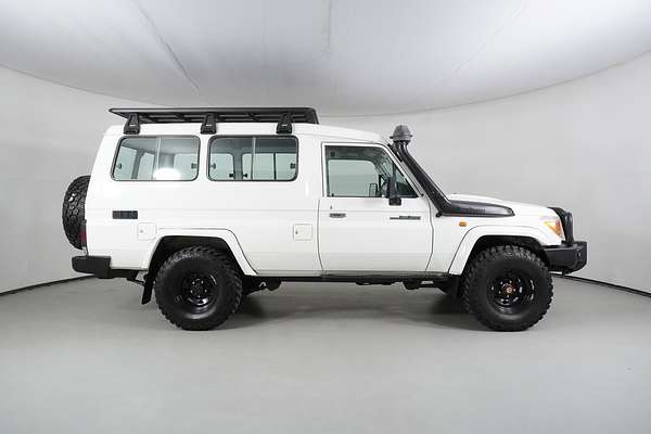 2016 Toyota Landcruiser WORKMATE (4x4) 2 SEAT VDJ78R MY12 UPDATE