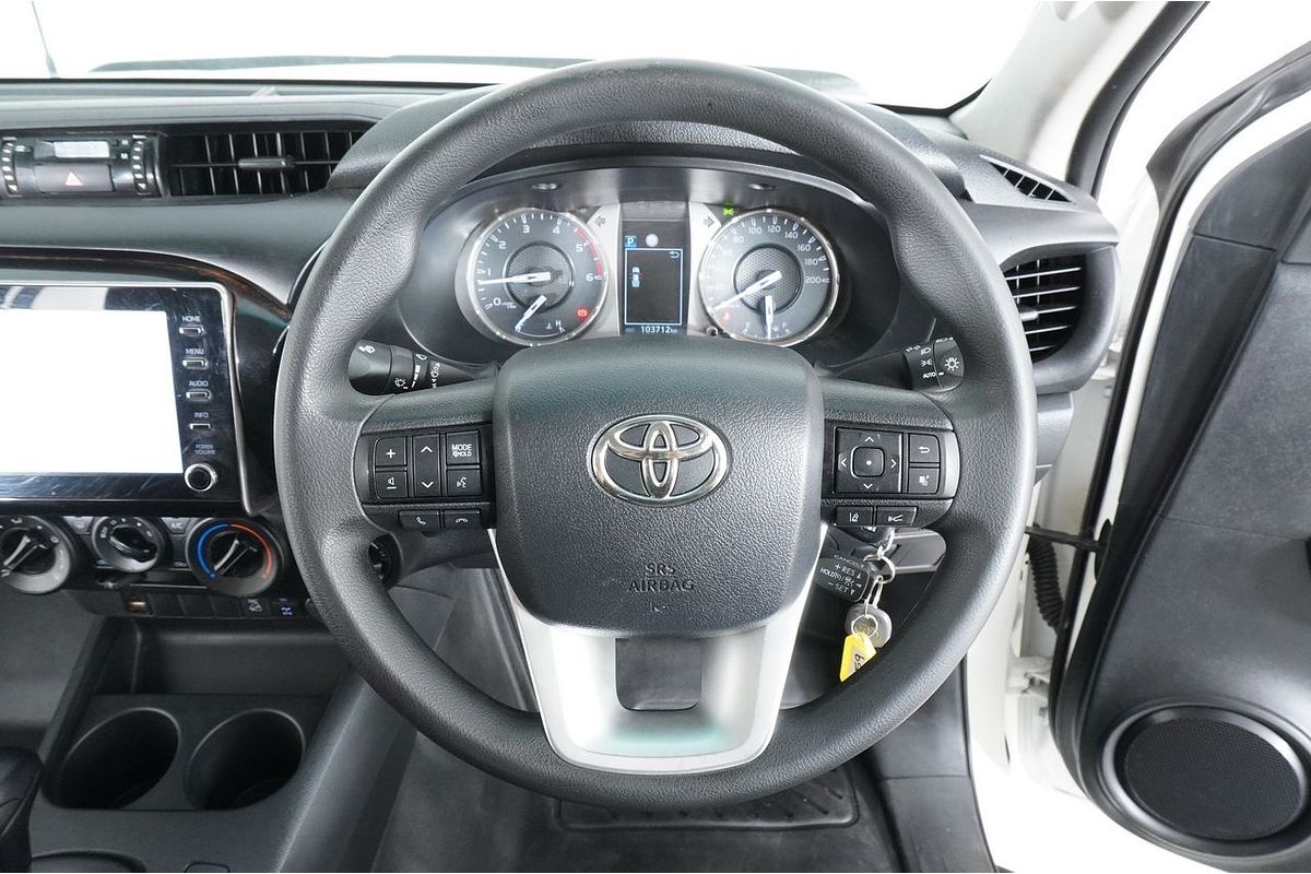 2021 Toyota HILUX SR (4x4) GUN126R FACELIFT 4X4