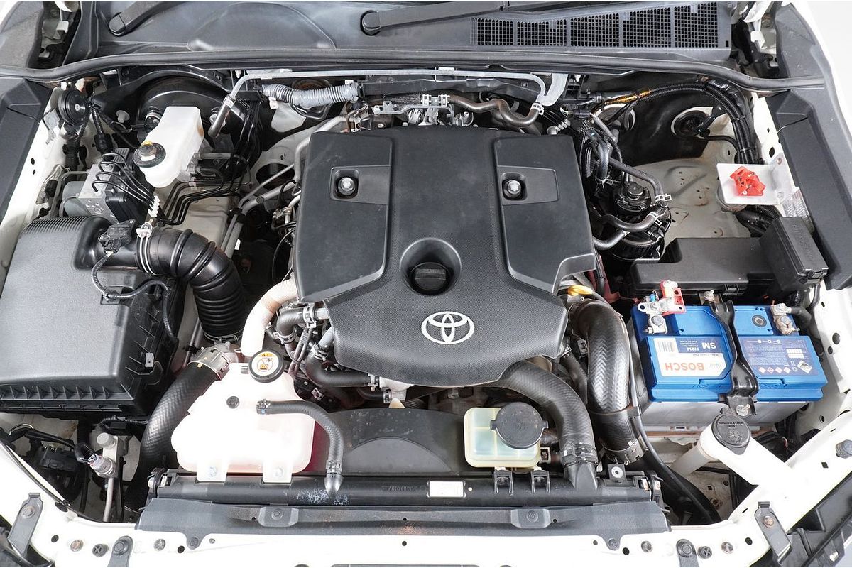 2021 Toyota HILUX SR (4x4) GUN126R FACELIFT 4X4