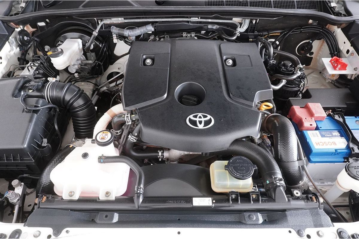 2021 Toyota HILUX SR (4x4) GUN126R FACELIFT 4X4