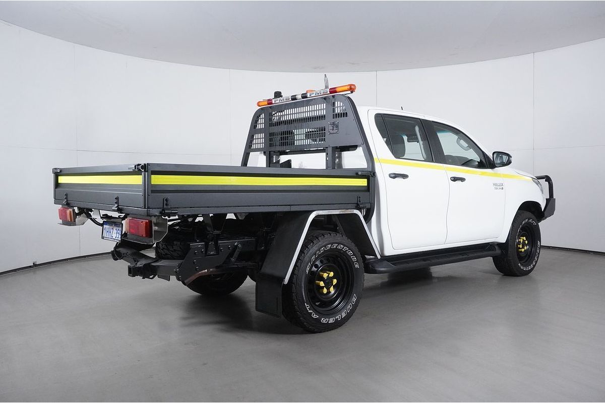 Vehicle photo 7