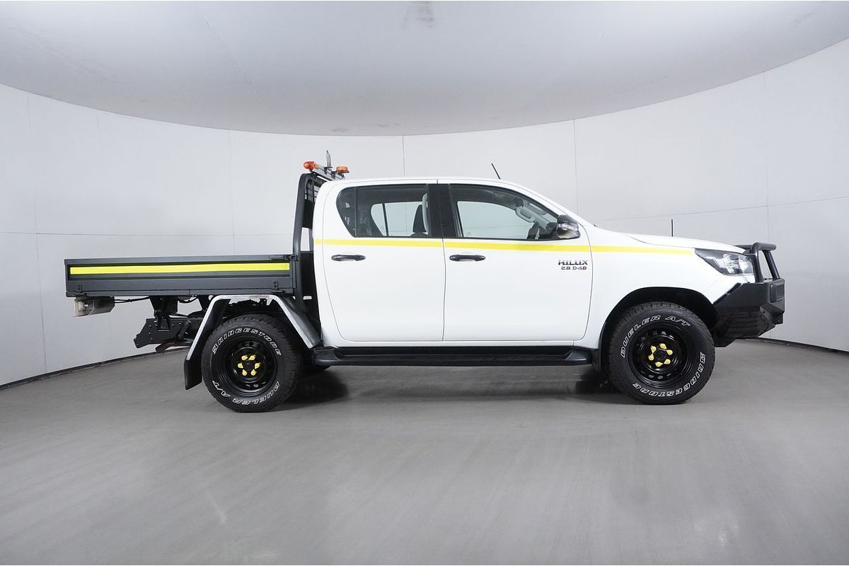 Vehicle photo 8