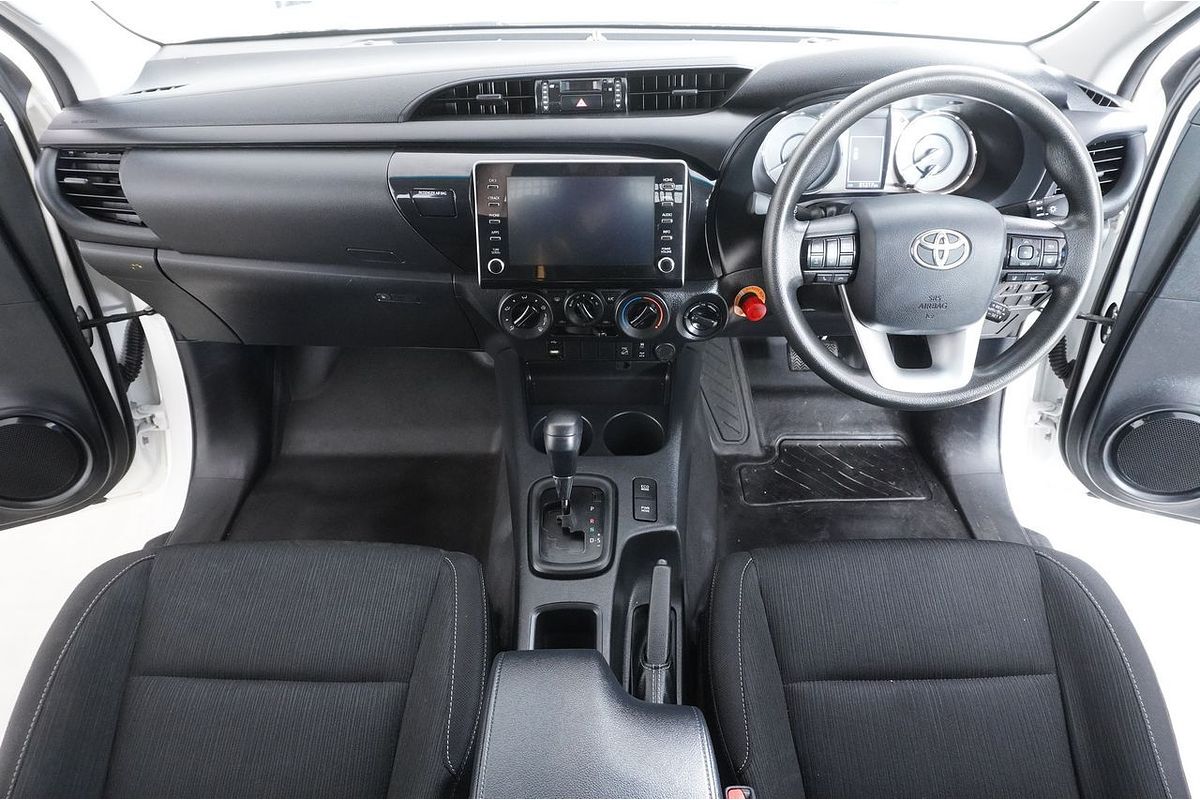 Vehicle photo 9