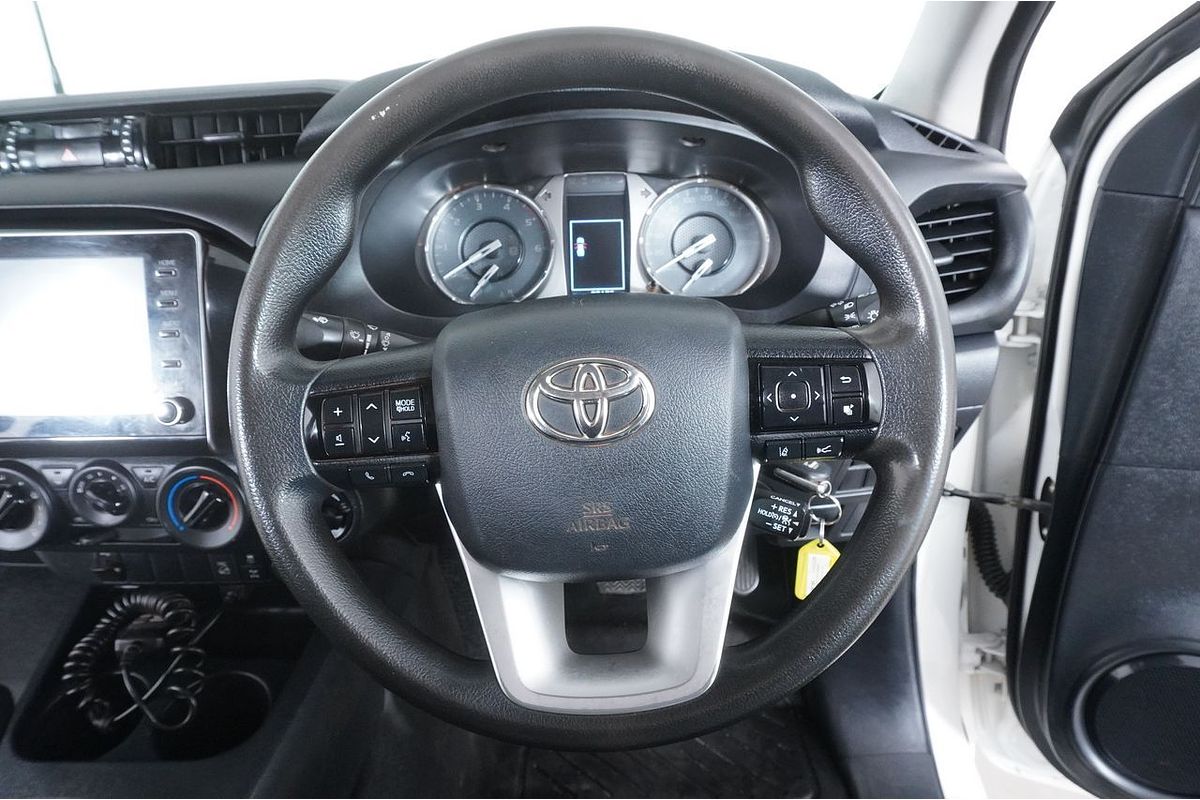 2021 Toyota HILUX SR (4x4) GUN126R FACELIFT 4X4
