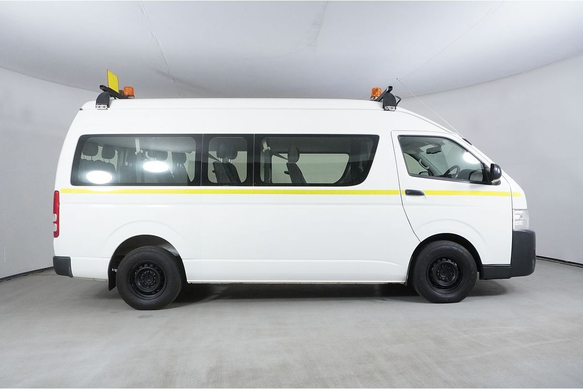 2018 Toyota Hiace Commuter KDH223R MY16