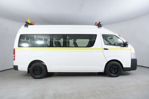 2018 Toyota Hiace Commuter KDH223R MY16