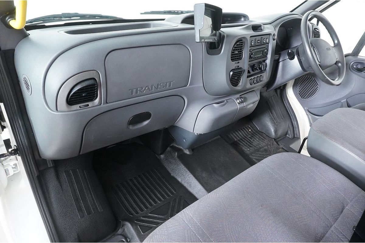 2005 Ford TRANSIT 12 SEAT VJ