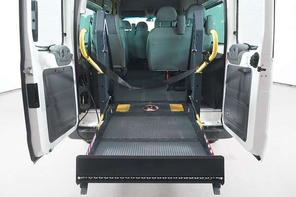 2005 Ford TRANSIT 12 SEAT VJ