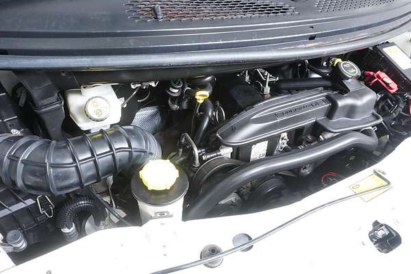 2005 Ford TRANSIT 12 SEAT VJ