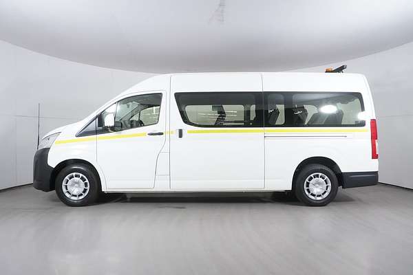 2021 Toyota HIACE SLWB COMMUTER (12 SEATS) GDH322R