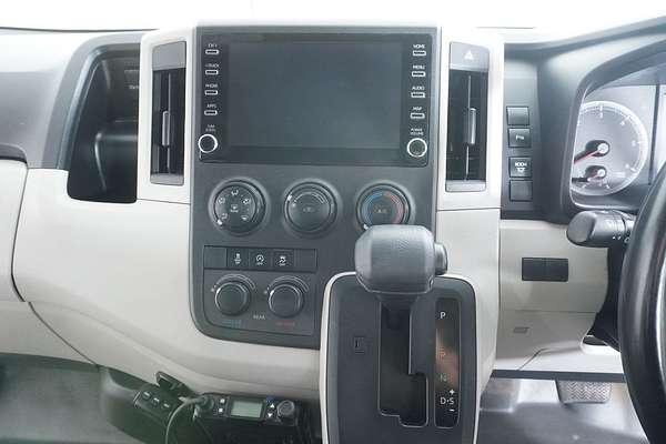 2021 Toyota HIACE SLWB COMMUTER (12 SEATS) GDH322R