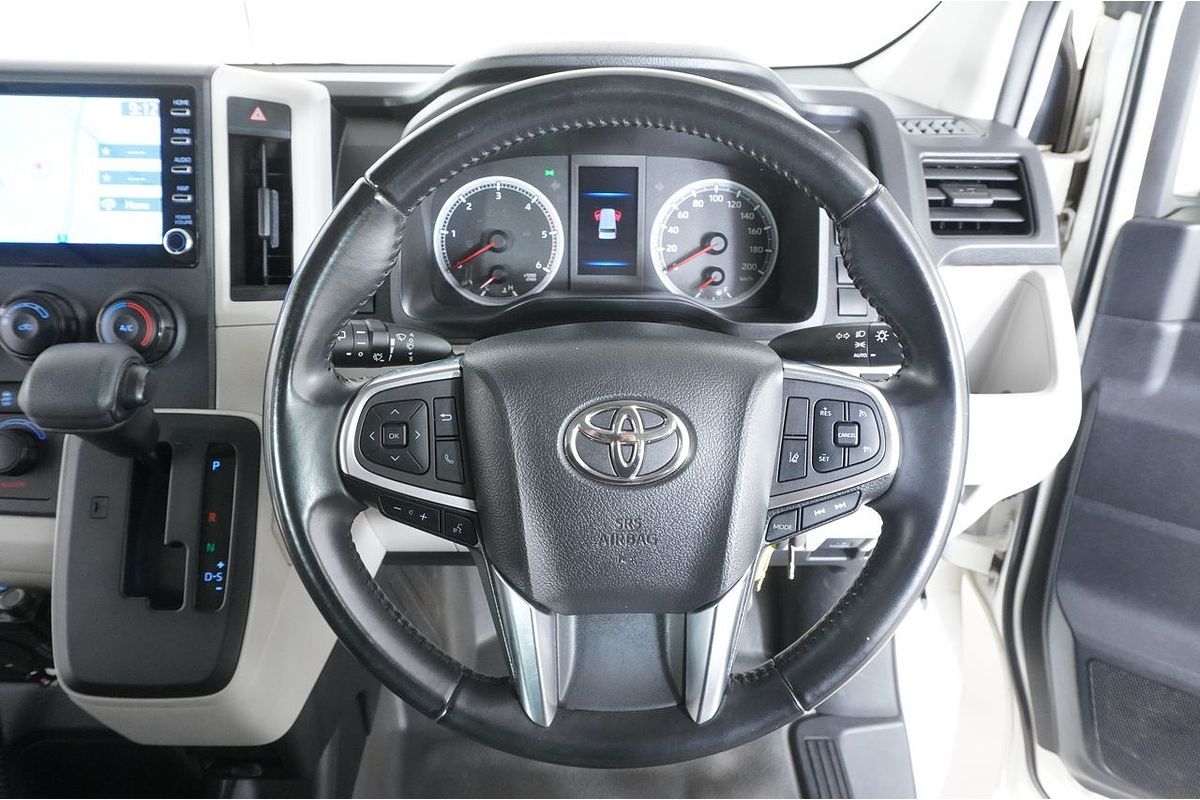 2021 Toyota HIACE SLWB COMMUTER (12 SEATS) GDH322R