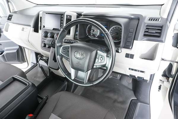 2021 Toyota HIACE SLWB COMMUTER (12 SEATS) GDH322R