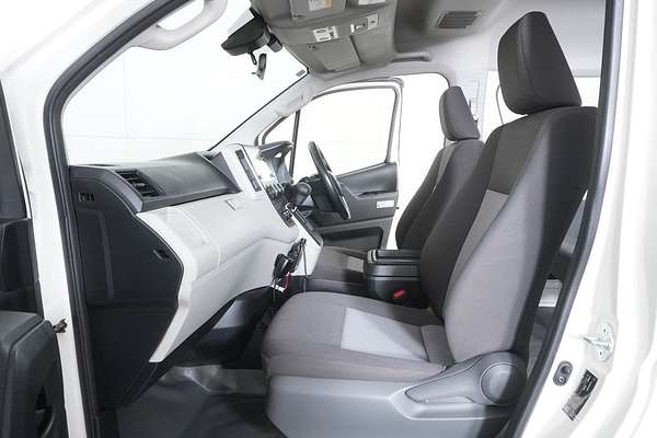 2021 Toyota HIACE SLWB COMMUTER (12 SEATS) GDH322R