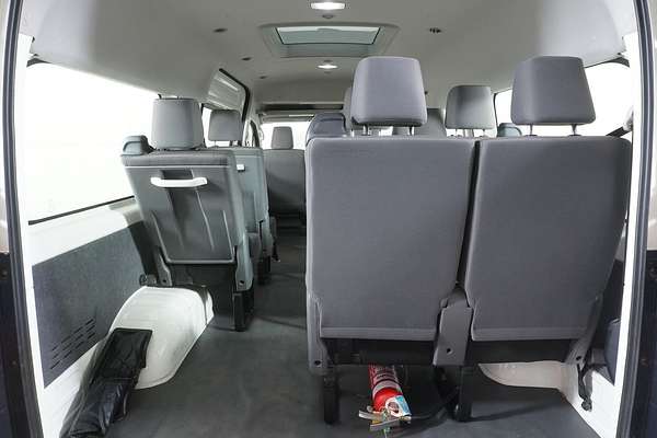 2021 Toyota HIACE SLWB COMMUTER (12 SEATS) GDH322R