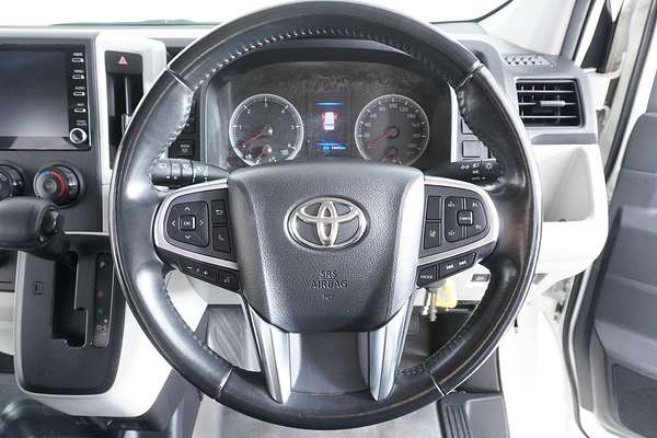 2020 Toyota Hiace COMMUTER (12 SEATS) GDH322R