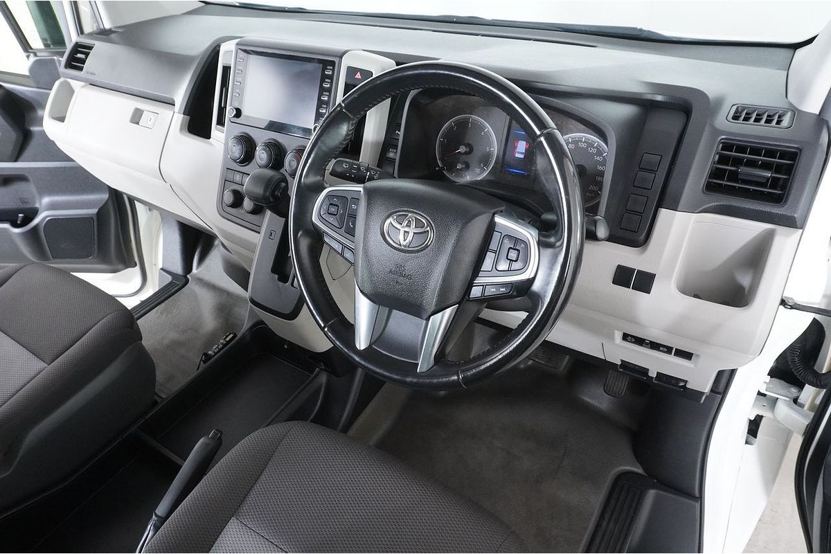2020 Toyota Hiace COMMUTER (12 SEATS) GDH322R