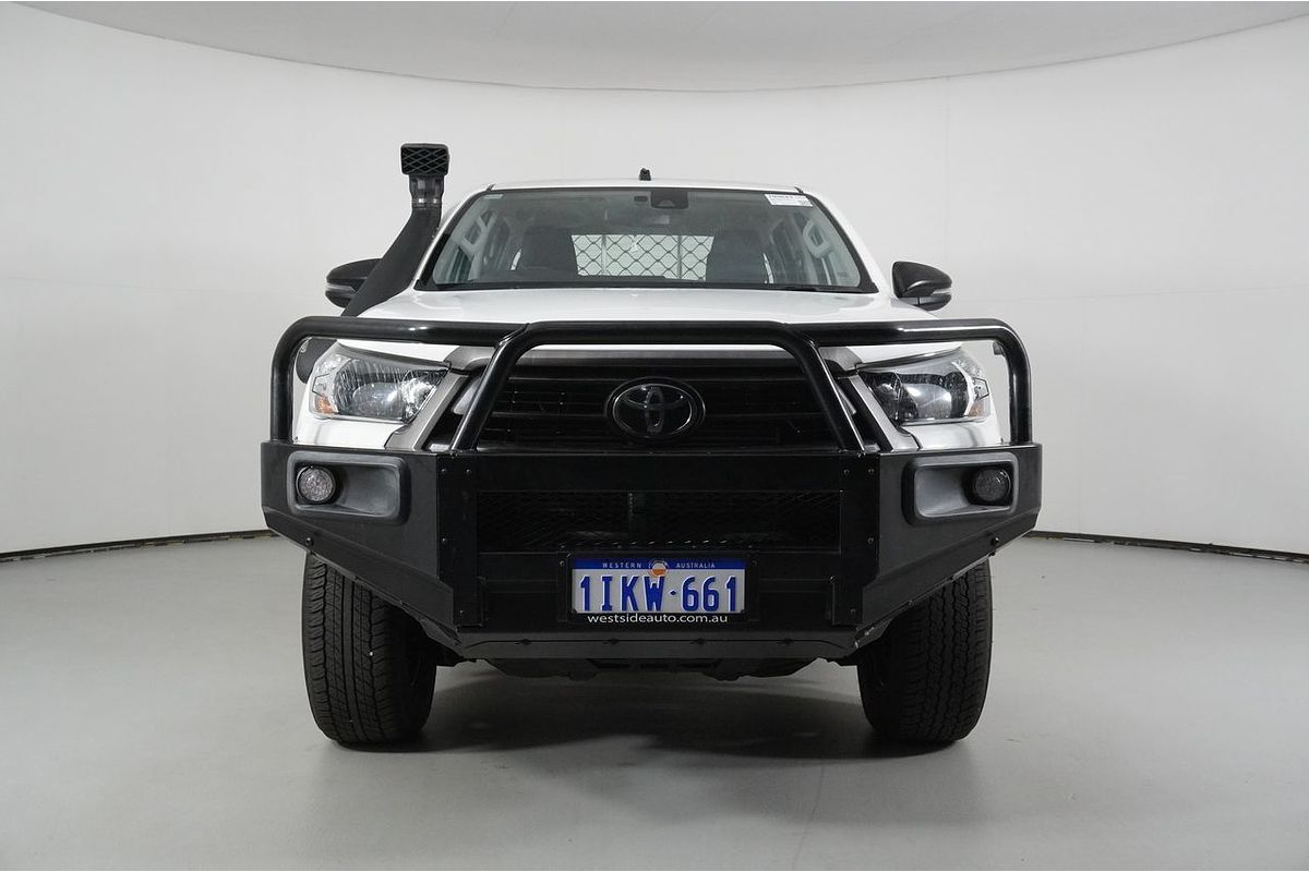 2021 Toyota HILUX SR (4x4) GUN126R FACELIFT 4X4