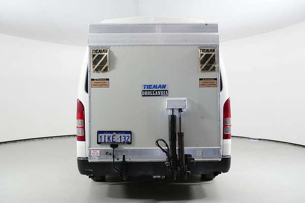 2018 Toyota HIACE SLWB KDH221R MY16