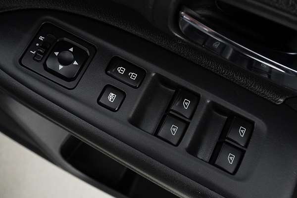 2018 Mitsubishi OUTLANDER LS 7 SEAT (AWD) ZL MY19