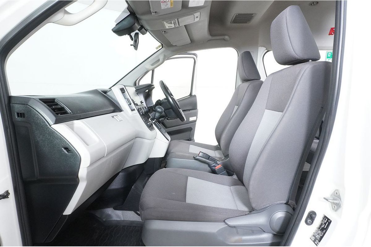 2020 Toyota Hiace COMMUTER (12 SEATS) GDH322R