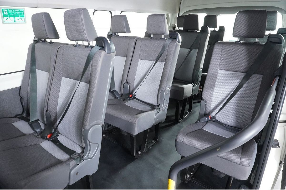 2020 Toyota Hiace COMMUTER (12 SEATS) GDH322R