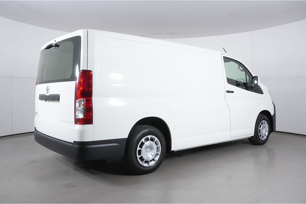 2024 Toyota HIACE LWB GDH300R
