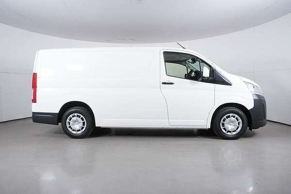 2024 Toyota HIACE LWB GDH300R