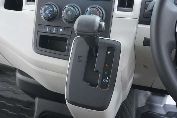 2024 Toyota HIACE LWB GDH300R