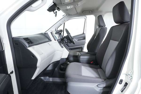 2024 Toyota HIACE LWB GDH300R