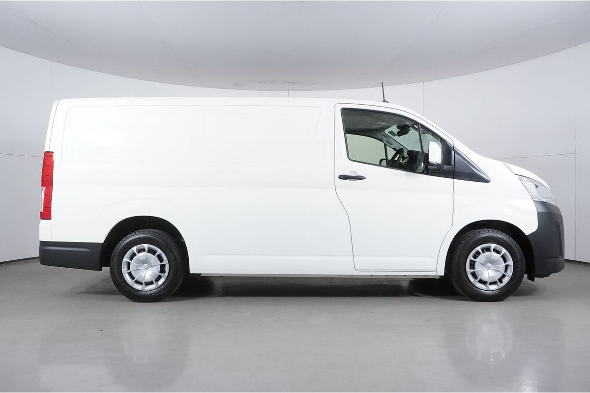 2024 Toyota HIACE LWB GDH300R