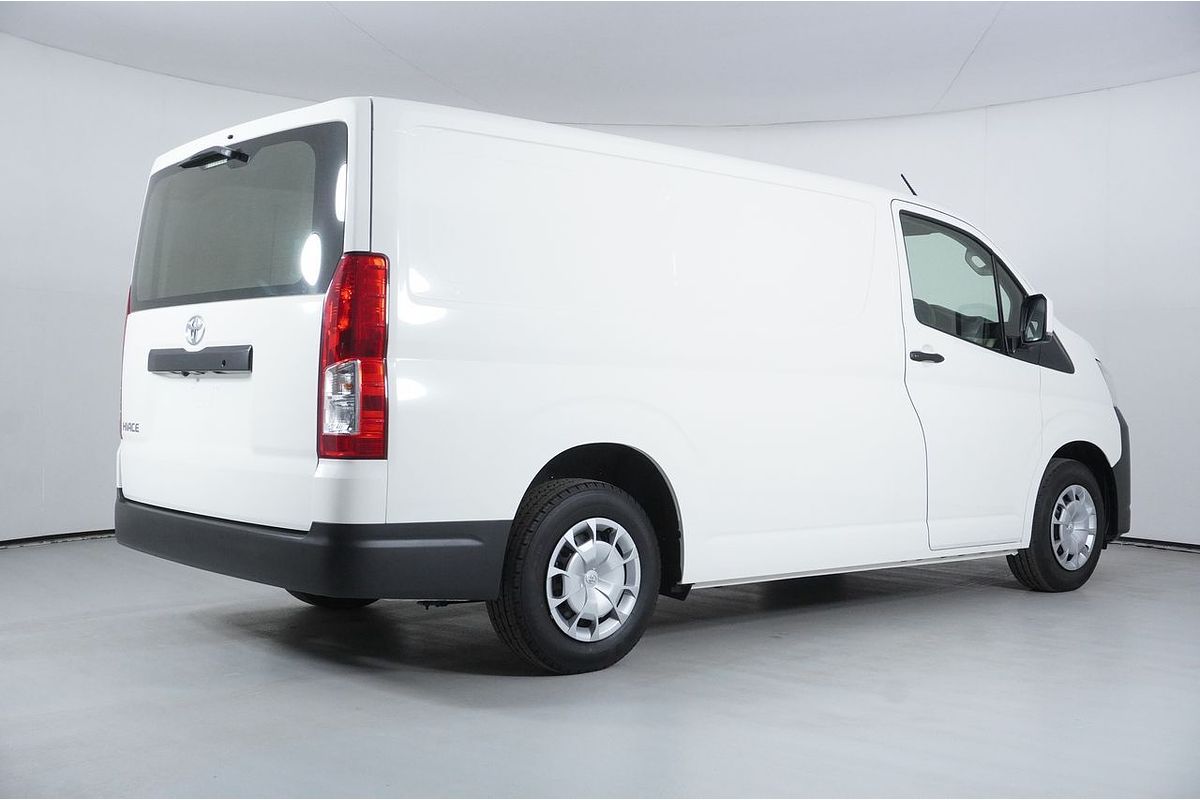2024 Toyota Hiace GDH300R