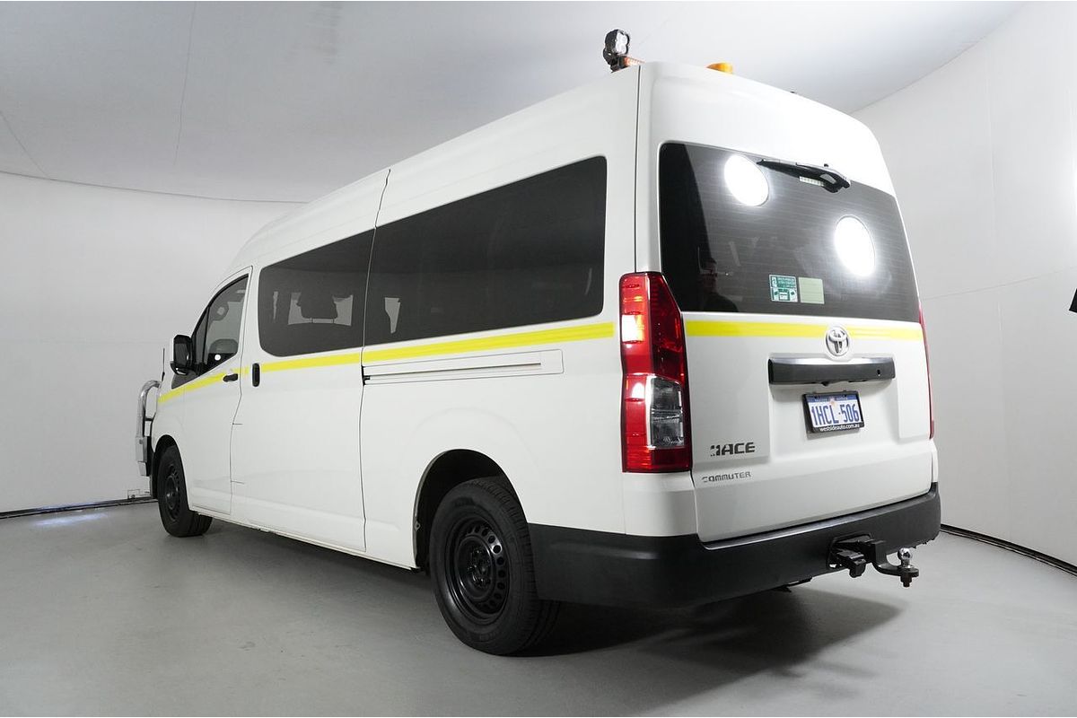 2020 Toyota Hiace COMMUTER (12 SEATS) GDH322R