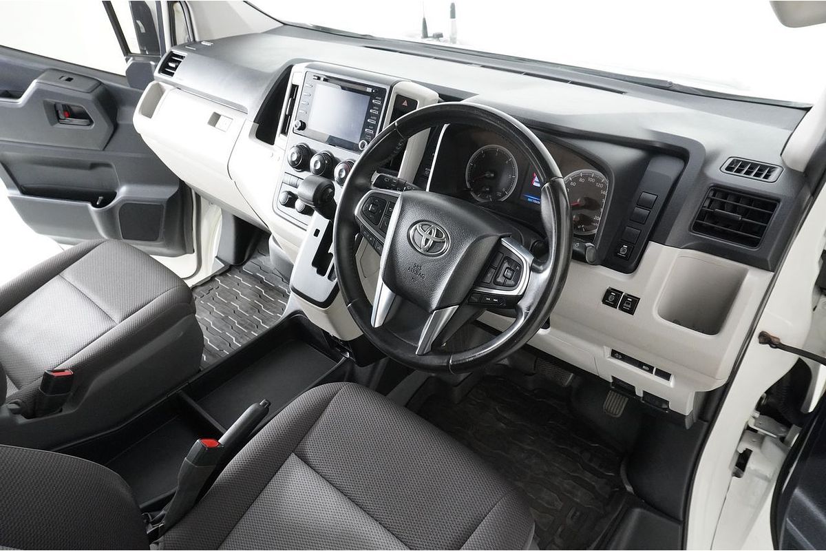 2020 Toyota Hiace COMMUTER (12 SEATS) GDH322R