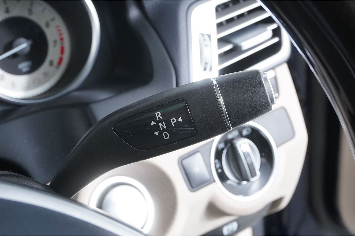 2014 Mercedes-Benz E400  207 MY14