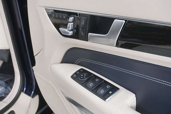 2014 Mercedes-Benz E400  207 MY14
