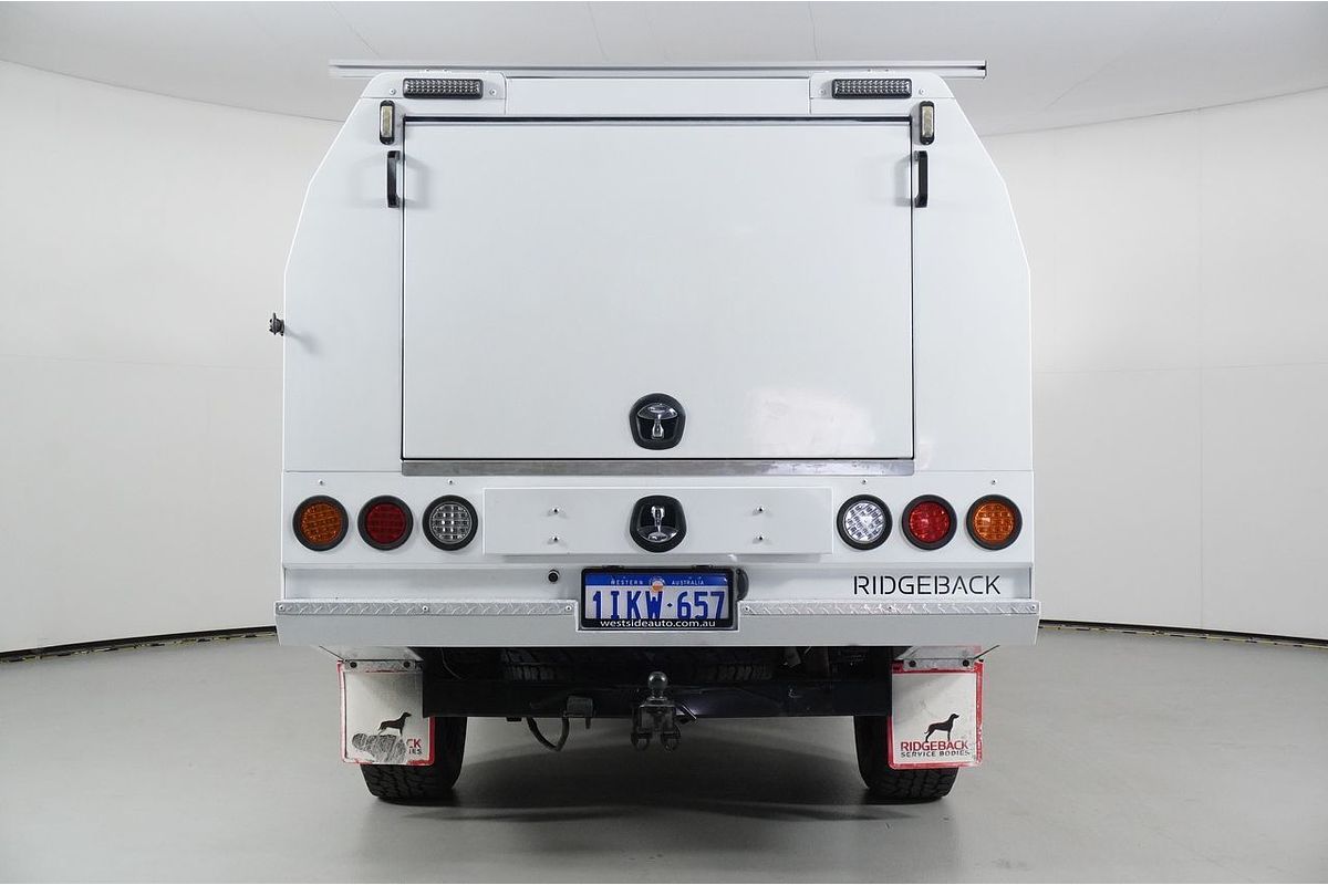 Vehicle photo 6