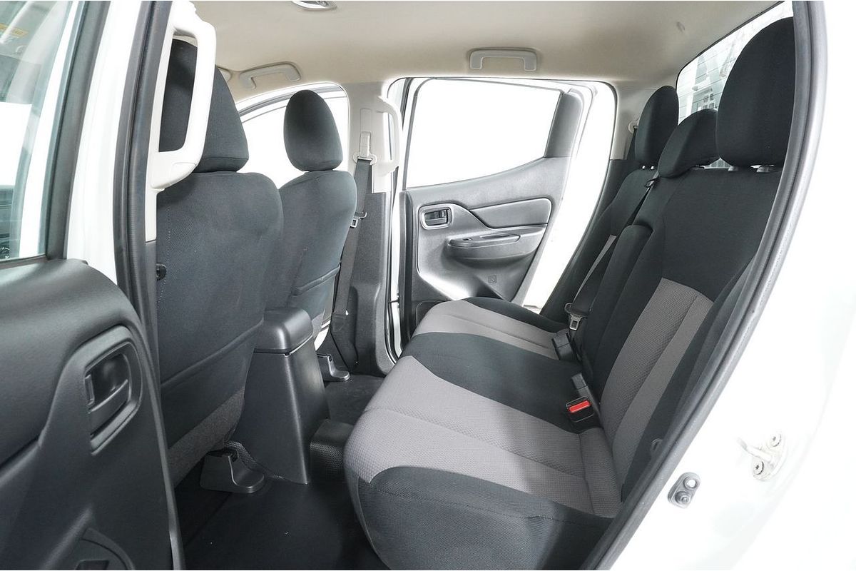 2021 Mitsubishi TRITON GLX (4x4) MR MY21 4X4