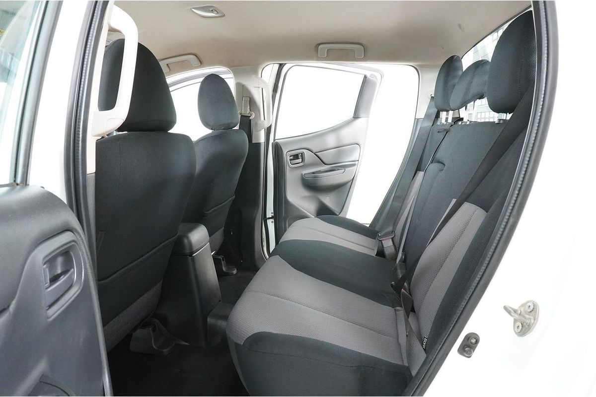 2021 Mitsubishi TRITON GLX (4x4) MR MY21 4X4