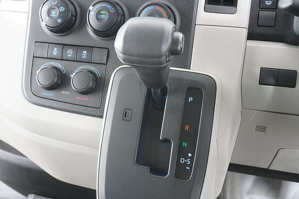2020 Toyota Hiace COMMUTER (12 SEATS) GDH322R