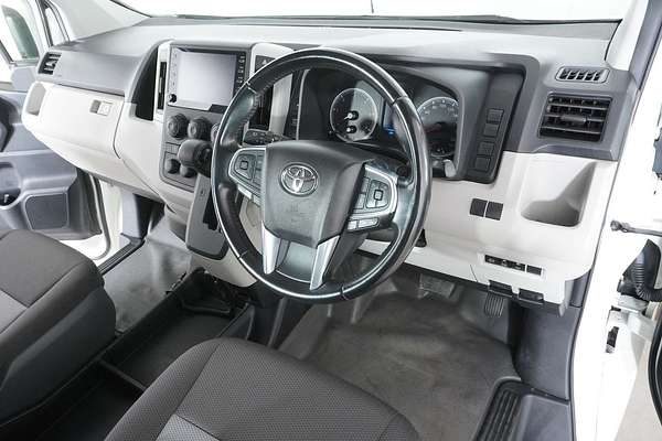 2020 Toyota Hiace COMMUTER (12 SEATS) GDH322R