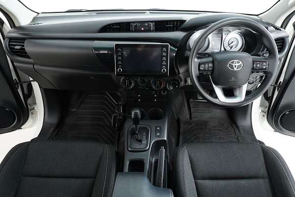 2021 Toyota HILUX SR (4x4) GUN126R 4X4