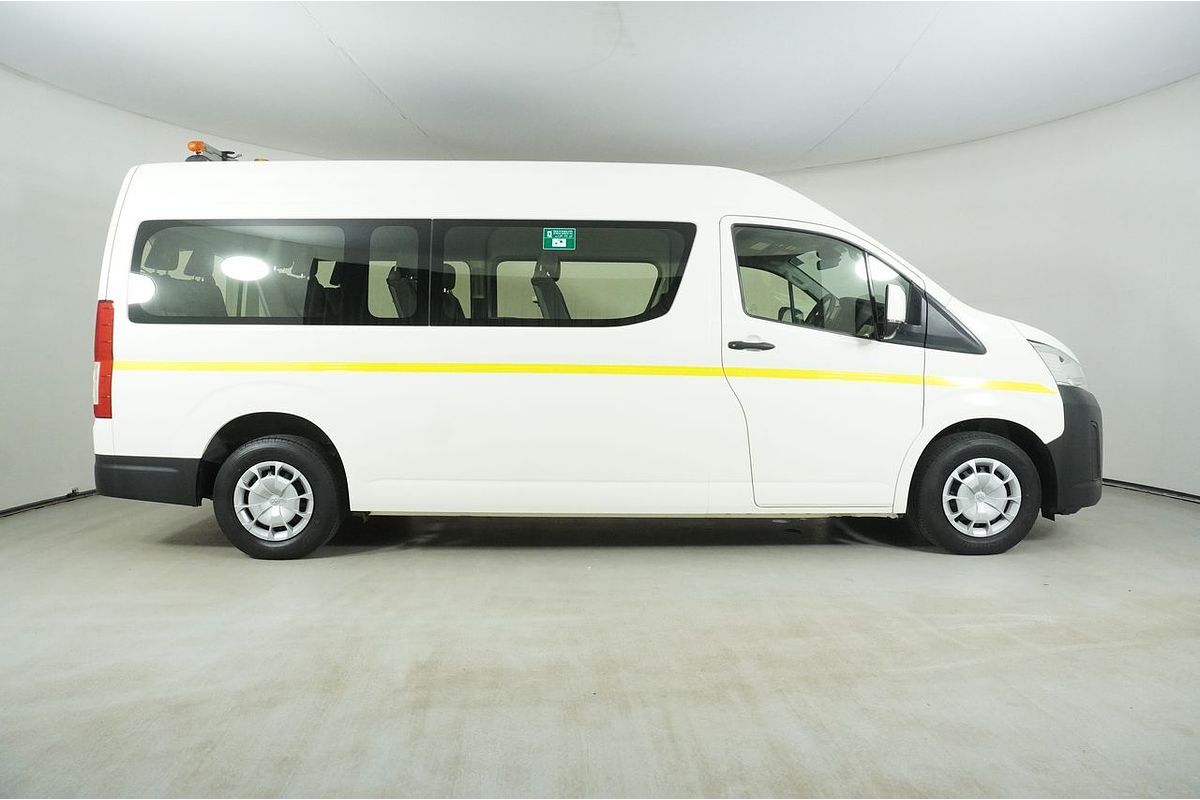 2021 Toyota HIACE SLWB COMMUTER (12 SEATS) GDH322R
