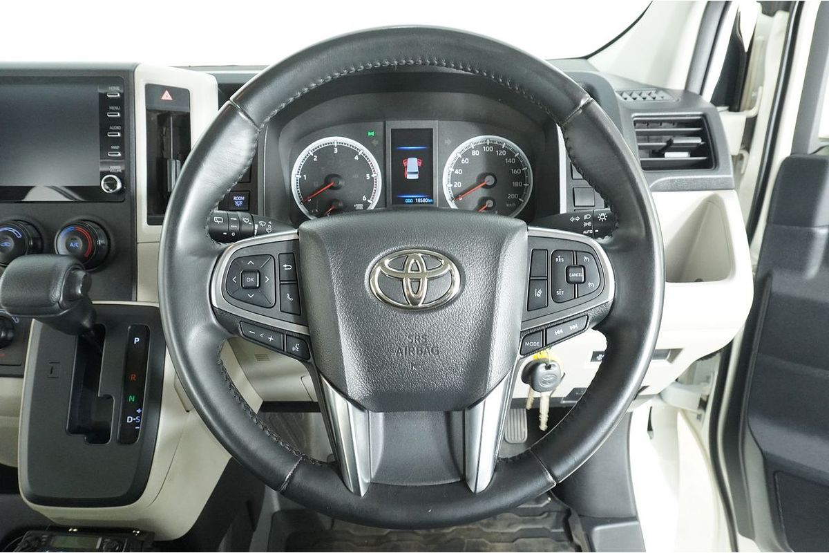 2021 Toyota HIACE SLWB COMMUTER (12 SEATS) GDH322R